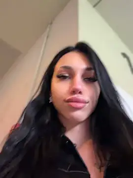 Ilariea_girl - i butt plug and 5 spack on ass
