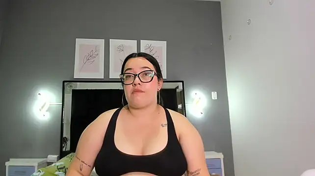 Zoe_curvyy - I open my ass do you like the view?🍑😈