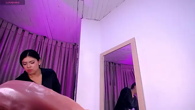 Tamararosses - show pussy - control toy 5 minutes