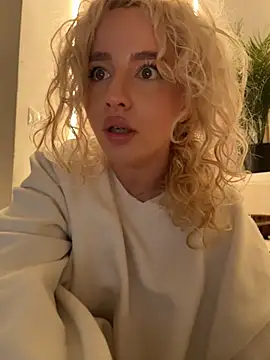 CurlyDaisy - keep teasing me and make me feel you
