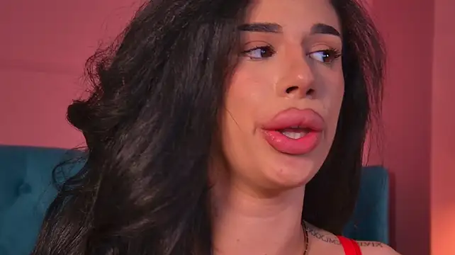 ReinaTriana - multiple squirts for papi