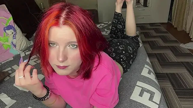 CortneyBosque - I'll show you my legs