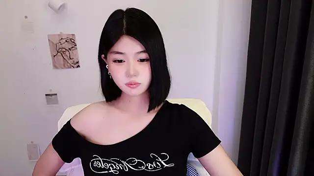 Kitteovo - 展示腋下