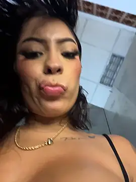 MystiqueXXX - FINGERING PUSSY IN PUBLIC BATHROOM!