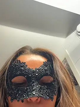 Bellisious - Get naked for 10 minutes