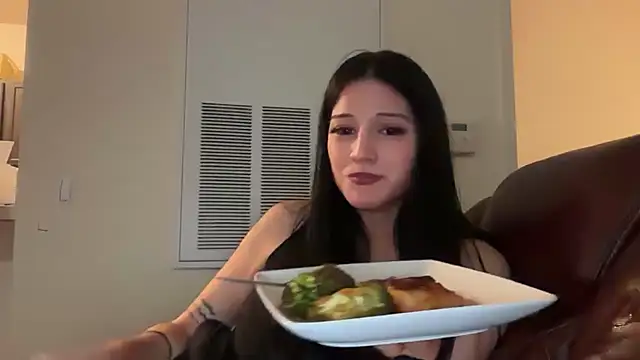 Scarletskyee