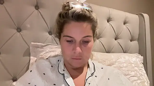 Erincheshire - LT GETS 2 SEX TAPES + SNAP