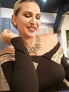 LaylaBlakes - Make me tease for you