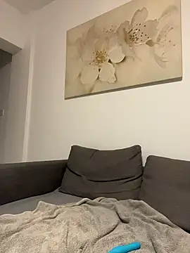 Solara_Vee - Pussy Show :)