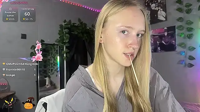 ArianaVellor - Take off shirt