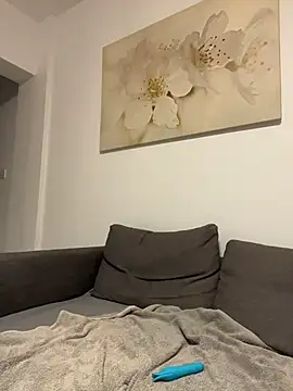 Solara_Vee - Pussy Show :)