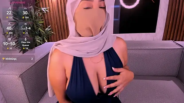 ZaynaSecret - bouncing boobs no show