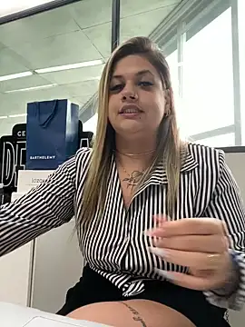 Kahreal - SIRIRICA NO ESCRITORIO