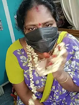 Sweety_teluguhw - Open boobs ,lip kiss 2minu