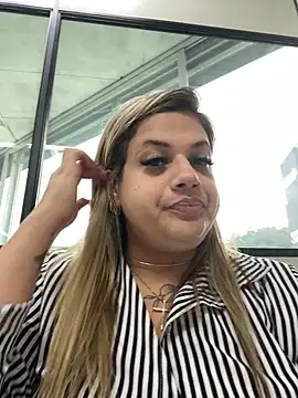 Kahreal - SIRIRICA NO ESCRITORIO