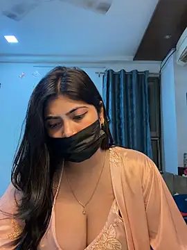 Alizahincontrol - Boobs show
