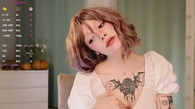Boobsybootie