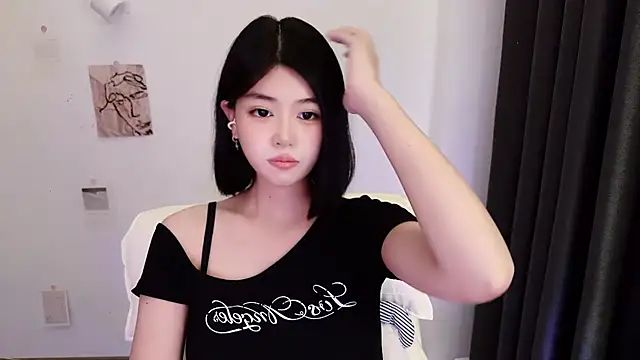 Kitteovo - 展示腋下