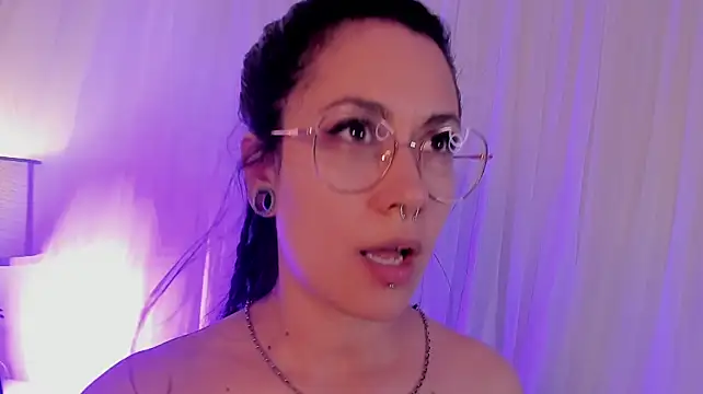 SeleneLight - 😈Plug on my ass😈