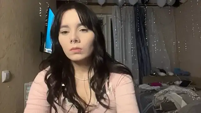 Alicehollywood - eye contact