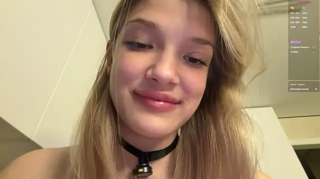 Carolini_i - TITS DANGING RIGHT AT YOU