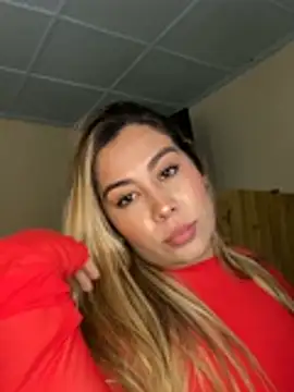 _BellaSmith_ - chair masturbation 💦😏