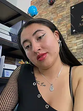 _Sarah-Office1 - More SQUIRT 💦💦