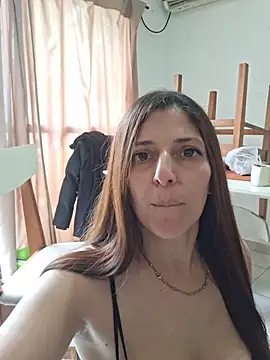 Chocolate-delicioso - Garganta profunda con dildo🔥