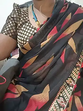 Tamil-hotwife - Ass show