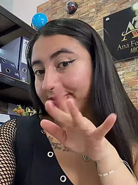 _Sarah-Office1 - More SQUIRT 💦💦