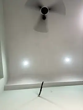 Miss_kanika76 - Boobs oil show