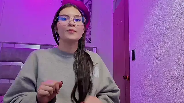 Destiny_A - spit tits +zoom
