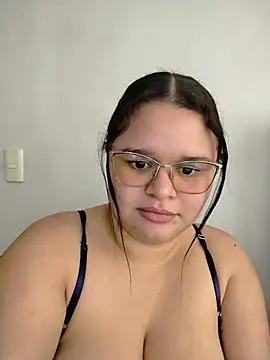 Megan_Pallmer - Chocolate on your lips