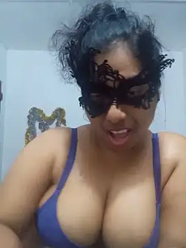 Expose_Queen
