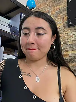 _Sarah-Office1 - More SQUIRT 💦💦