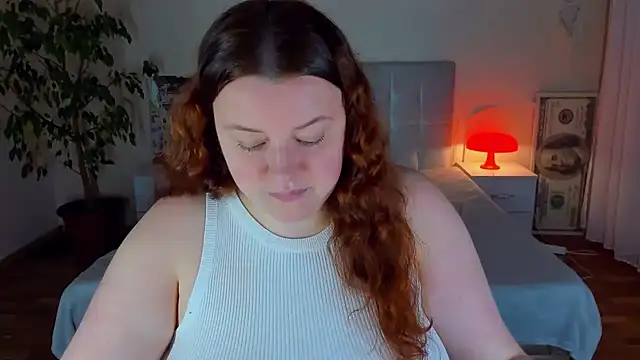 PolinaSalvatore - show boobs