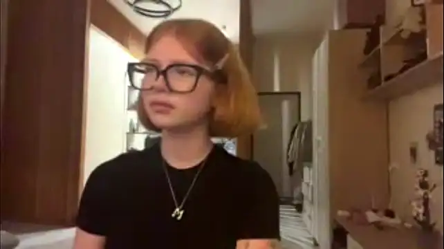 ShantaySteeves - blow you a kiss 💋