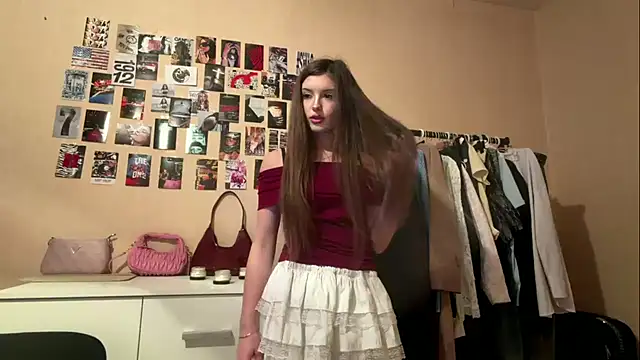 Ambercloudw - A little tease you with my skirt)