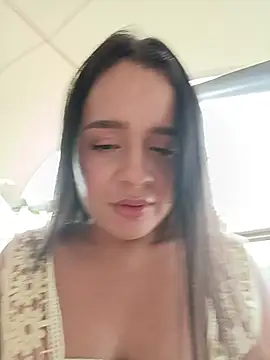 Julieth_hot-69 - Lush on My ass😈🍑 make me warm up
