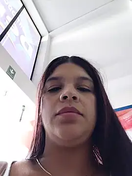 Layla-daring - Drooling tits in public
