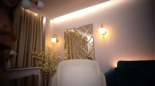 SecretHoney - Spank my naughty ass x20