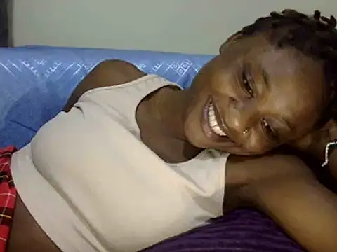 SweetTemptationKE - ridedildo and squirt