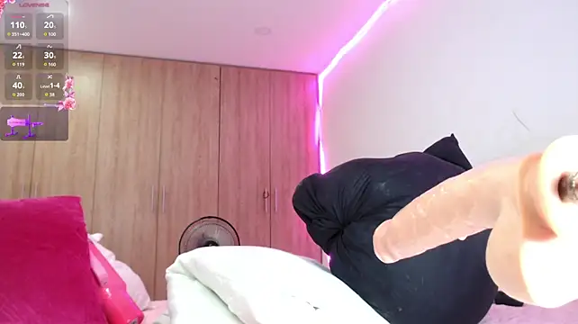 Emma_Glutton - Big squirt for Daddy💦💦💦