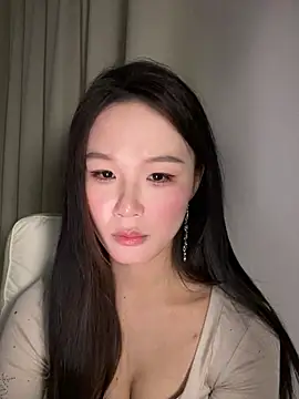 Momo-1314 - 💕众筹小粉