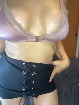 GeraldineDeluca - spit on my tits🍒💦