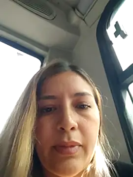 Alana_69 - Play dildo in the bus 😱🥵🔥