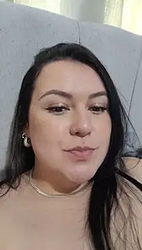 Casalsegredosa2 - Peladinha