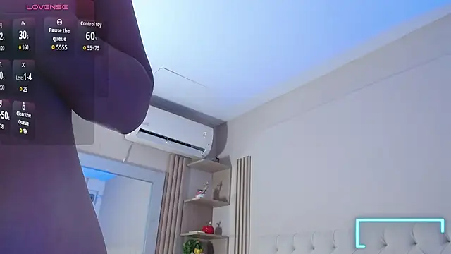 Alexa___11 - play pussy and ass with fingers