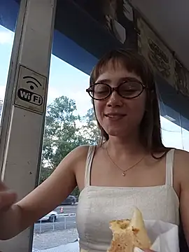 Atena_demeter - EXIBICIONISMO NO MEIO DA RUA/exhibitioni