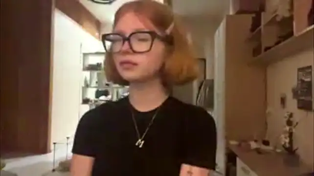 ShantaySteeves - blow you a kiss 💋